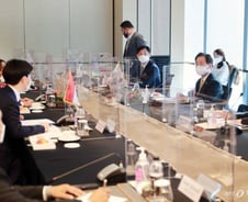 [단독] 코로나 여파에…인니 장관단 현대차·LG배터리 일정 돌연 취소