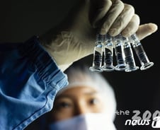 [단독]공무원 문책 걱정 없도록…백신 선구매法 나온다