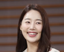 [단독] 한지혜, 결혼 10년만에 감격의 첫 아이 임신…태교 전념