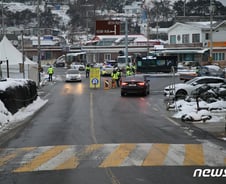 [르포] 수천명 찾던 서천 해넘이 명소 마량포구 적막감만 
