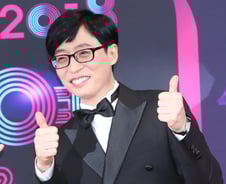 [단독] 유재석, '해투' CP 손 잡고 1년만에 친정 KBS 예능 복귀(종합)