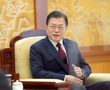 '육해공 모두 삐걱' 한일관계 신년부터 살얼음판