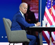 부양책 '반란표'에 혼조…나스닥은 또 최고치[뉴욕마감]