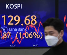 '애플카'에 들뜬 韓 증시…외인 3일 연속 순매수에 3100선 탈환