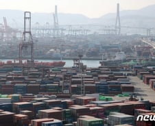 그 많던 컨테이너는 다 어디로 갔을까[이지경제]