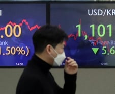 '세뱃돈 러시' 이끈 외국인…코스피 향방 가를 두가지 변수는?