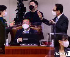 [단독]'인천 무명녀 방지법' 통과…친부 혼자 출생 신고 가능