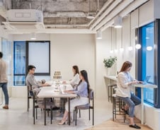 [단독]패스트파이브, 가맹사업 진출…"스타벅스와 한판 승부"