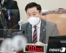 [단독] 위원회 심사 거쳐 손실보상…방역의무 어기면 삭감