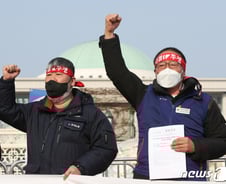커지는 '노조할 권리' 쪼그라드는 '기업할 권리'…균형이 무너졌다