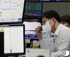 코스피 또 3000 붕괴…"증시 반격 나설것" 전망 나와