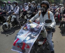 [광화문]서울의 봄, 미얀마의 총성