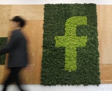 [성연광의 디지털프리즘] 페북 vs 애플 전쟁에 눈을 뗄 수 없는 이유