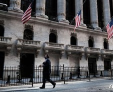 [뉴욕마감]다우 0.6% 올라 사상 최고…FOMC "美 올해 6.5% 성장"