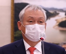 [단독]정영채 NH證 대표 "이몸이 죽고 죽어도...아닌걸 맞다고 할순 없다"