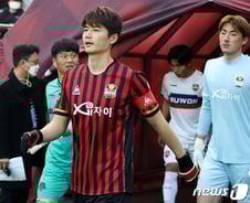 [단독] 기성용 동문 반박 "협박을 받아? 기성용 위해 법정 설 수 있다"