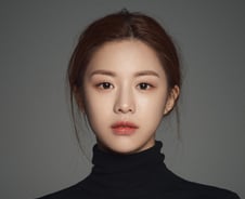 [단독] '스위트홈' 고윤정, 이정재 감독 데뷔작 '헌트' 캐스팅