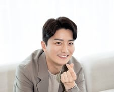 [단독] 인교진, 신민아·김선호 만난다…'갯마을 차차차'로 안방 컴백