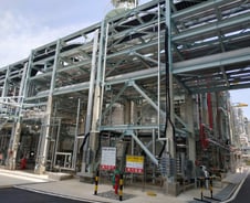 [르포]"24시간 110% 풀가동 中" 롯데케미칼 EOA 증설 공장 가보니