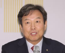 [단독]'건축사협회 의무 가입' 21년만에 부활 눈앞…법안소위 통과