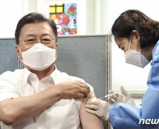 文대통령은 "어두운 터널 벗어났다"는데...난 아직 '벼락거지'