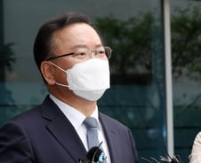 [단독] 김부겸 "추가 공공기관 지방이전 찬성...방안 찾을 것"