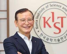 개방·융합형 연구문화 초석 놓은 '토종 과학자'