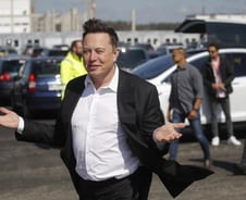 머스크의 수상한 입방정…테슬라 'ESG' 노림수?