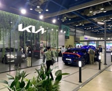 "지름신 왔어요"…EV6에 관람객 '우르르' 전기차 박람회 들썩[르포]