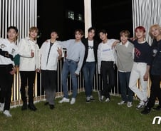 [단독] 더보이즈 "차근차근 올라온 3년6개월…돌아보니 울컥"(인터뷰③)