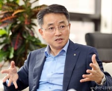 김인태 농협생명 사장 "온라인보험 블루오션, 새로운 10년 준비할 것"