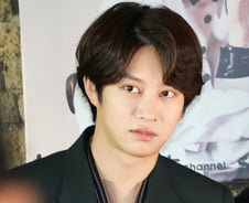 [단독] 김희철 '급성장염' 사흘간 고통…오늘부터 스케줄 재개  