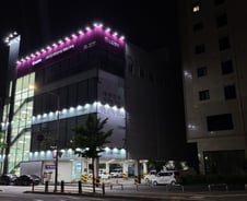 [르포]'데이트 코스' 입소문, LG전자 무인매장 갔더니…