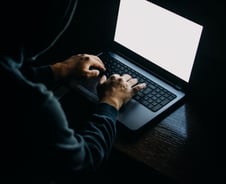 [성연광의 디지털프리즘] 화이트 해커 시대의 종말