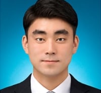 [기자수첩] 기업은 고집센 당나귀가 아니다