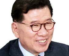 [기고]일본 수출규제 극복, 이제 정치를 생각한다