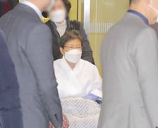 [단독]박근혜 전 대통령, 20일 오후 성모병원 '입원'…건강 악화