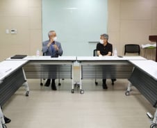 "국회의원이 존경받을때도 있었다...30년전엔"