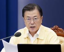 [단독]靑, 여름 휴가철 공직기강 특별감찰 "들뜨지 말라"