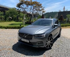 안전만 뛰어나다?… 가격 싸진 볼보 XC60, 옵션은 더 [차알못시승기]