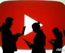 [단독]"연 1천불 넘으면 국세청 통보" 유튜버 탈세 방지책 퇴짜