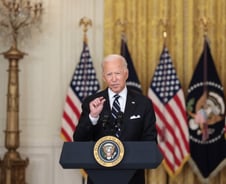 트럼프만큼 바이든도 中 때리는데…중국에 몰리는 '월가 머니'[차이나는 중국]