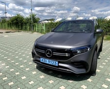 '삼각별' 달렸는데 4000만원대…벤츠 'EQA' 가격만 착한게 아니다[차알못시승기]