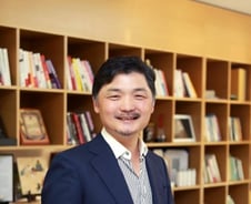 [단독] 이번엔 카카오엔터, 웹소설 '저작권 갑질' 혐의…공정위 조사