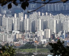 [단독]집값하락 신호?..서울 아파트 거래 35%는 가격 하락했다