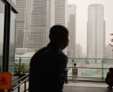 글로벌 강국? 더 오르려는 中의 '발목'을 감싸쥔 것들 [차이나는 중국]