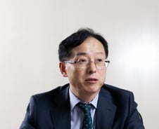 산자위 국감서 신동빈 롯데그룹 회장 증인 재신청