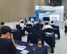 태양광 랜턴 한시간 만에 뚝딱 "탄소중립 캠핑 가야겠어요"