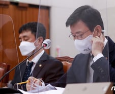 문성혁 해수부 장관, 공정위와 갈등 인정..."이견 있는 게 사실"