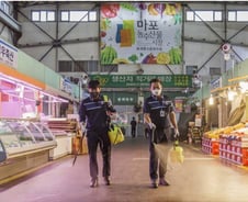 '코로나 집단감염 폐쇄' 마포농수산물시장, 다시 문 연다